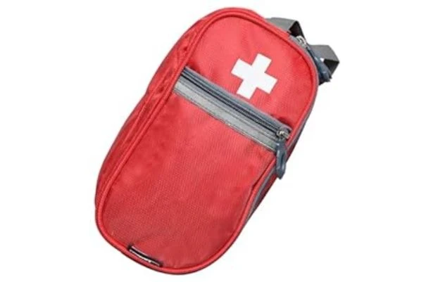 School_Travel firsted Kits